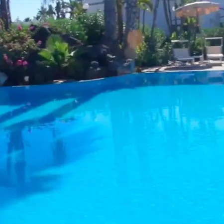 アパートホテル Casa Privata In Multiproprieta Le Sabbie Nere, Vulcano